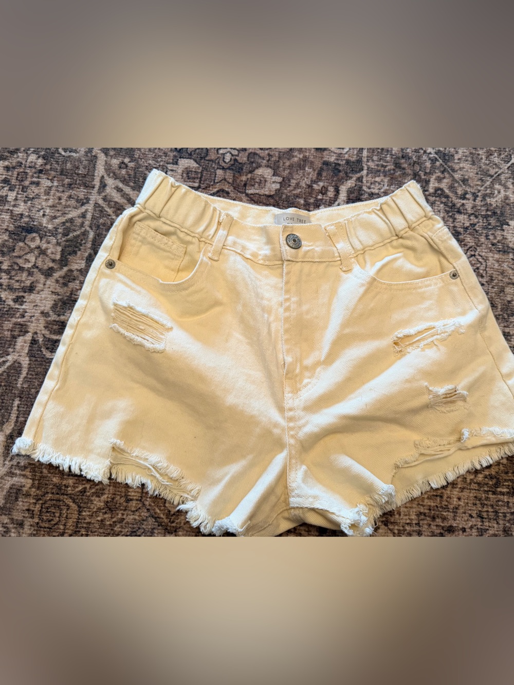 Love Tree pale yellow denim shorts sz S